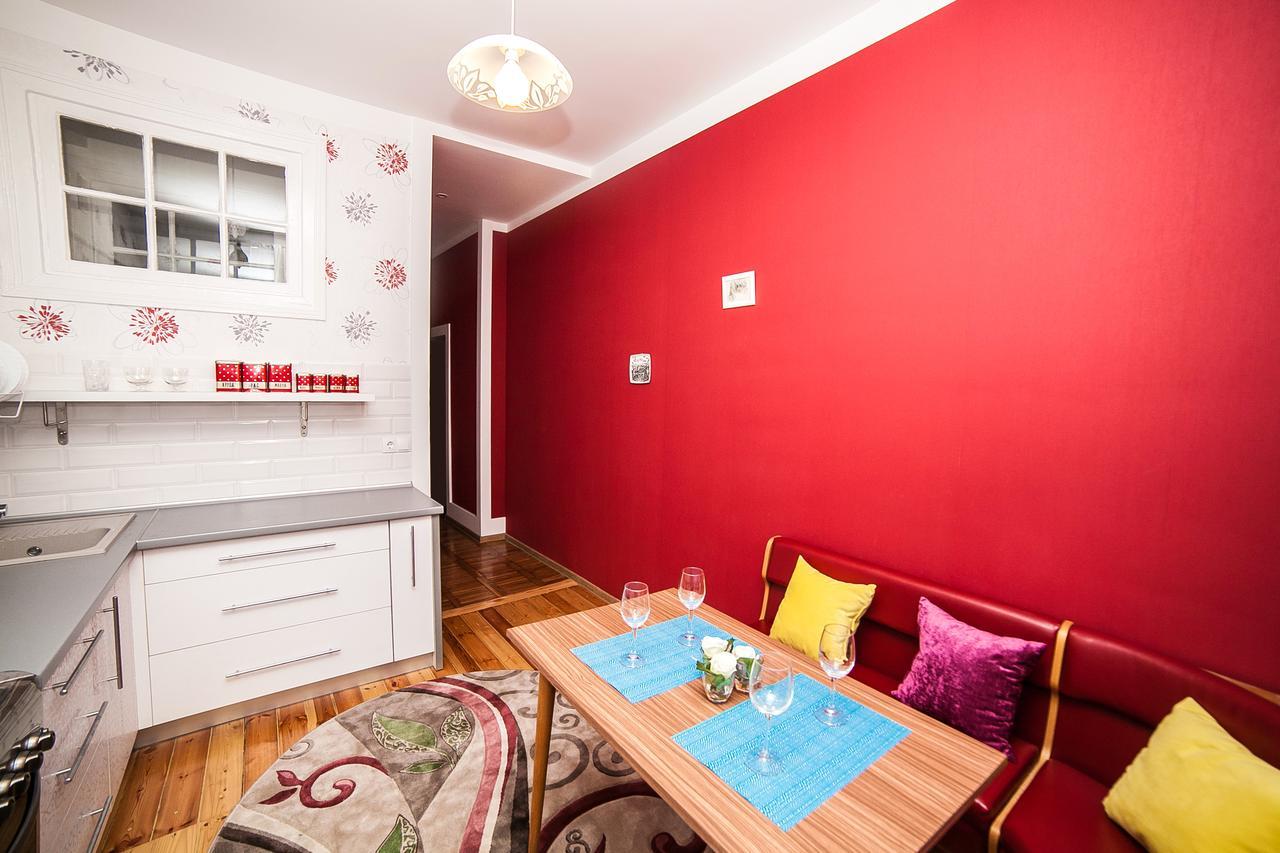 Apartment Lenina 3 Minsk Buitenkant foto