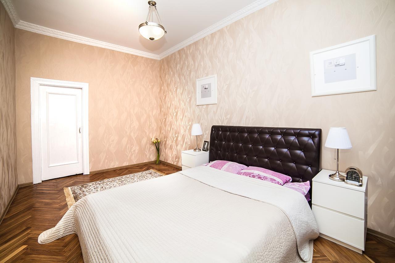 Apartment Lenina 3 Minsk Buitenkant foto