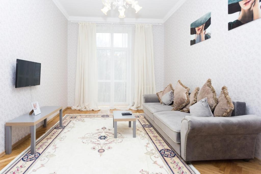 Apartment Lenina 3 Minsk Buitenkant foto